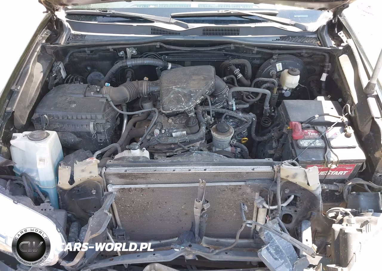 2018 Toyota Tacoma Sr VIN:5TFRX5GN8JX107520 - 10