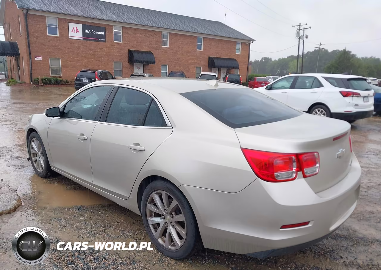 2013 Chevrolet Malibu 2Lt VIN:1G11E5SA1DF174535 - 3