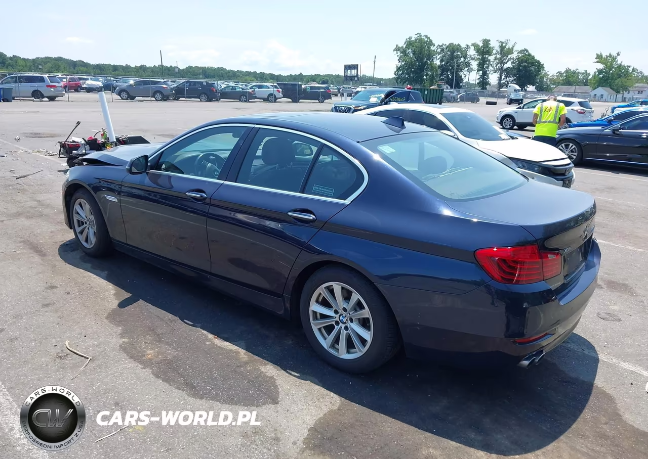 2015 BMW 528I xDrive VIN:WBA5A7C59FD621884 - 3