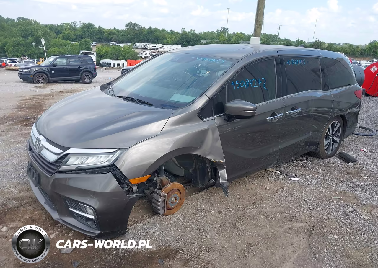 2018 Honda Odyssey Elite VIN:5FNRL6H96JB107612 - 2