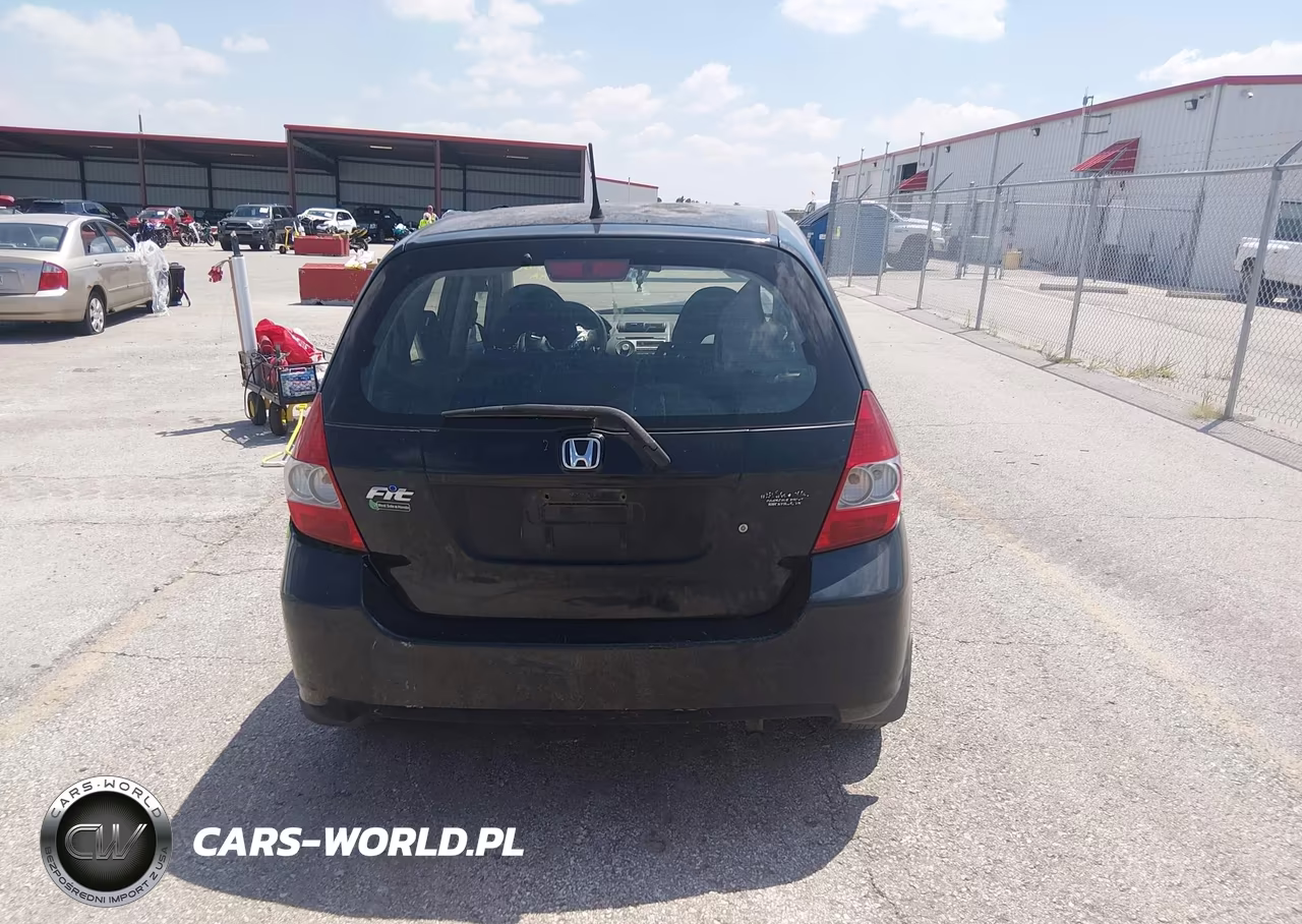 2008 Honda Fit VIN:JHMGD37478S062944 - 17
