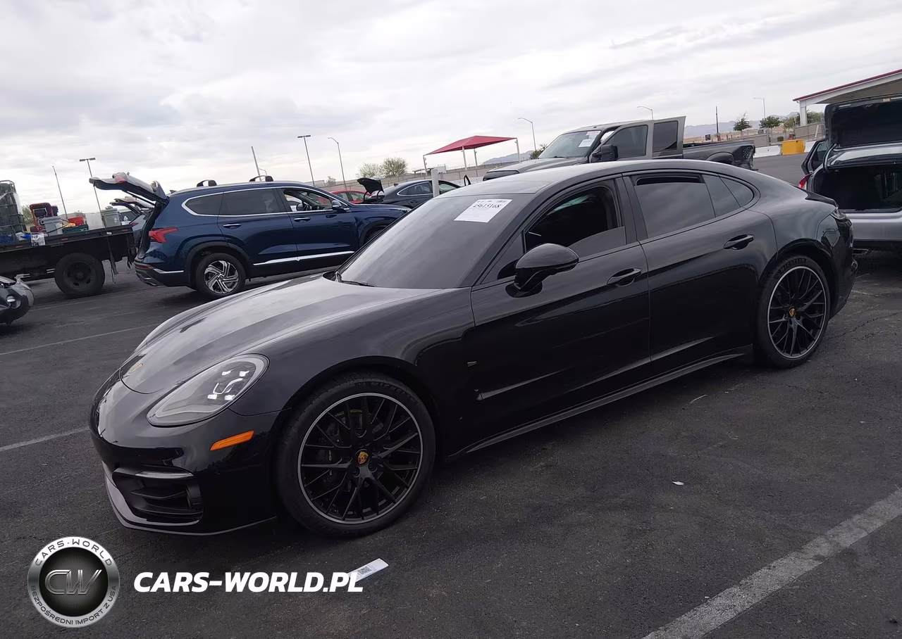 2023 Porsche Panamera 4-4 Platinum Edition-Platinum Edition VIN:WP0AJ2A78PL102065 - 2
