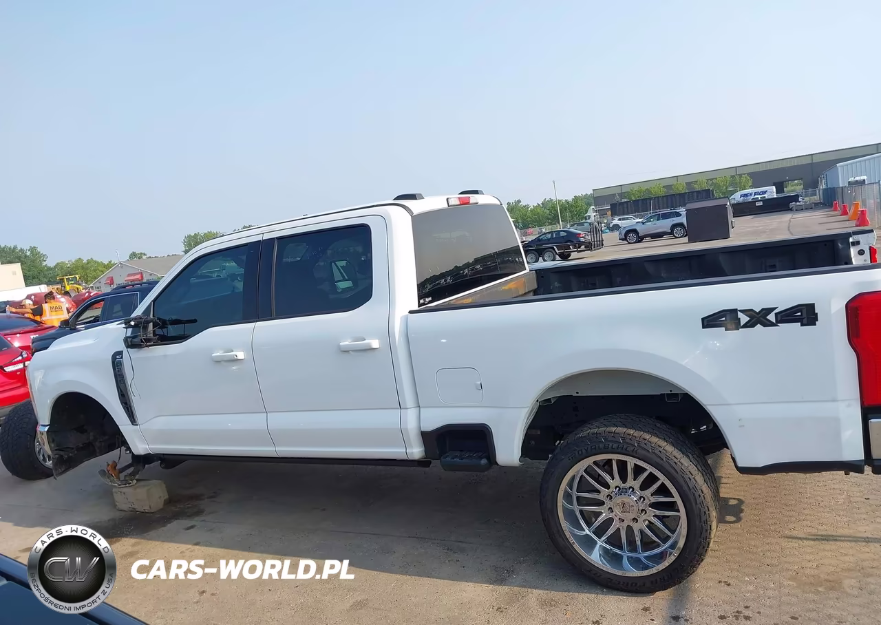 2025 Ford F-250 Xlt VIN:1FT7W2BA2SEC13326 - 15