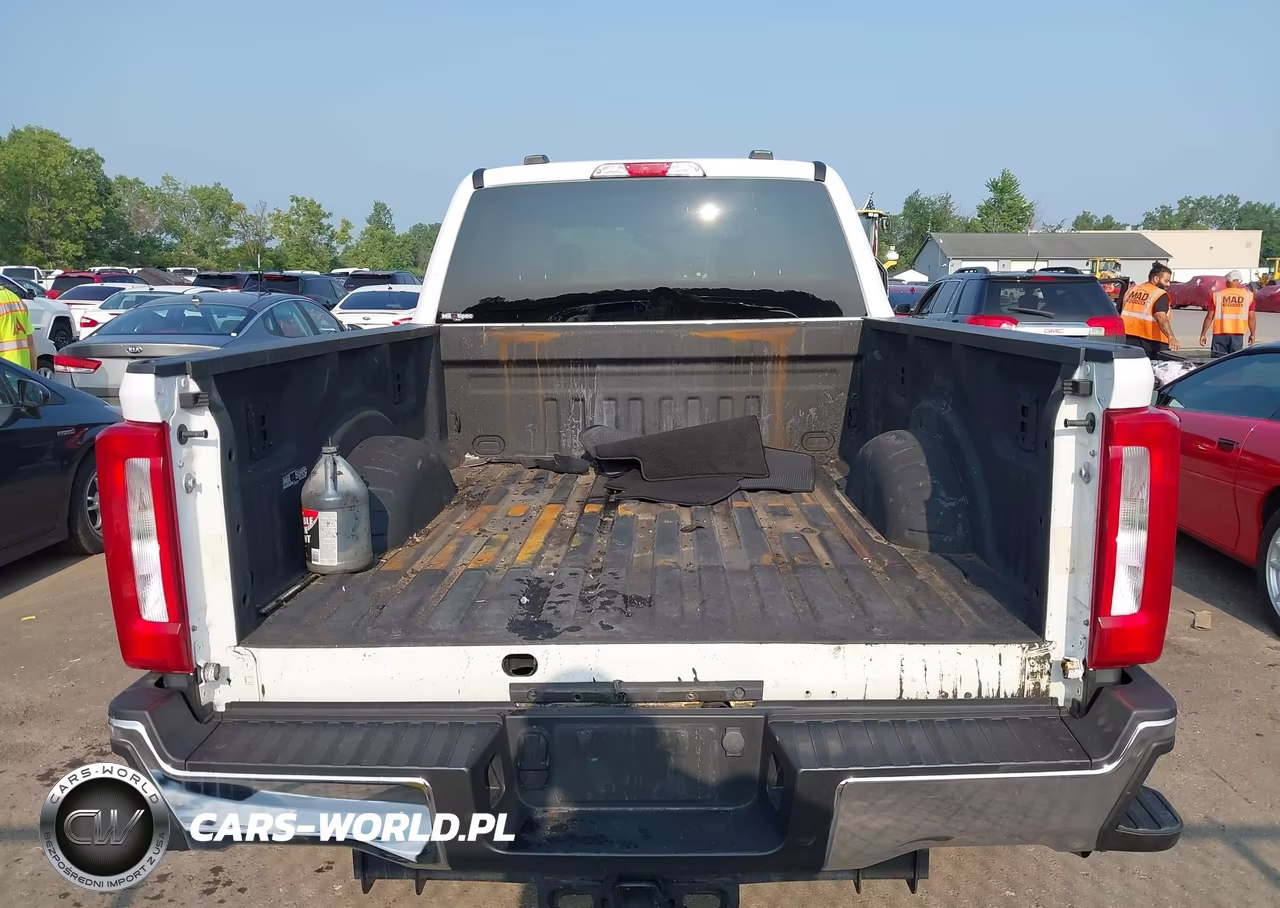 2025 Ford F-250 Xlt VIN:1FT7W2BA2SEC13326 - 17