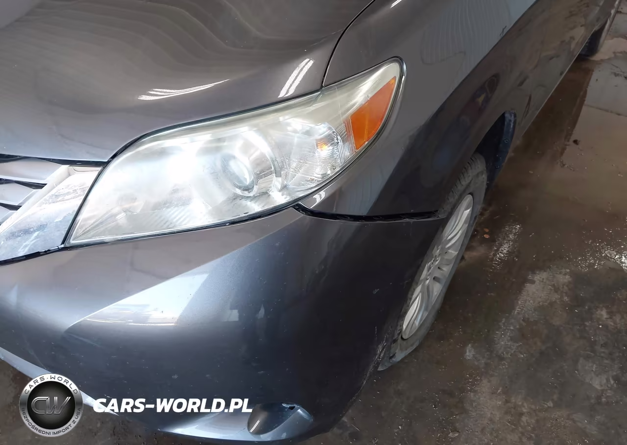 2015 Toyota Sienna Xle 8 Passenger VIN:5TDYK3DC7FS533875 - 13