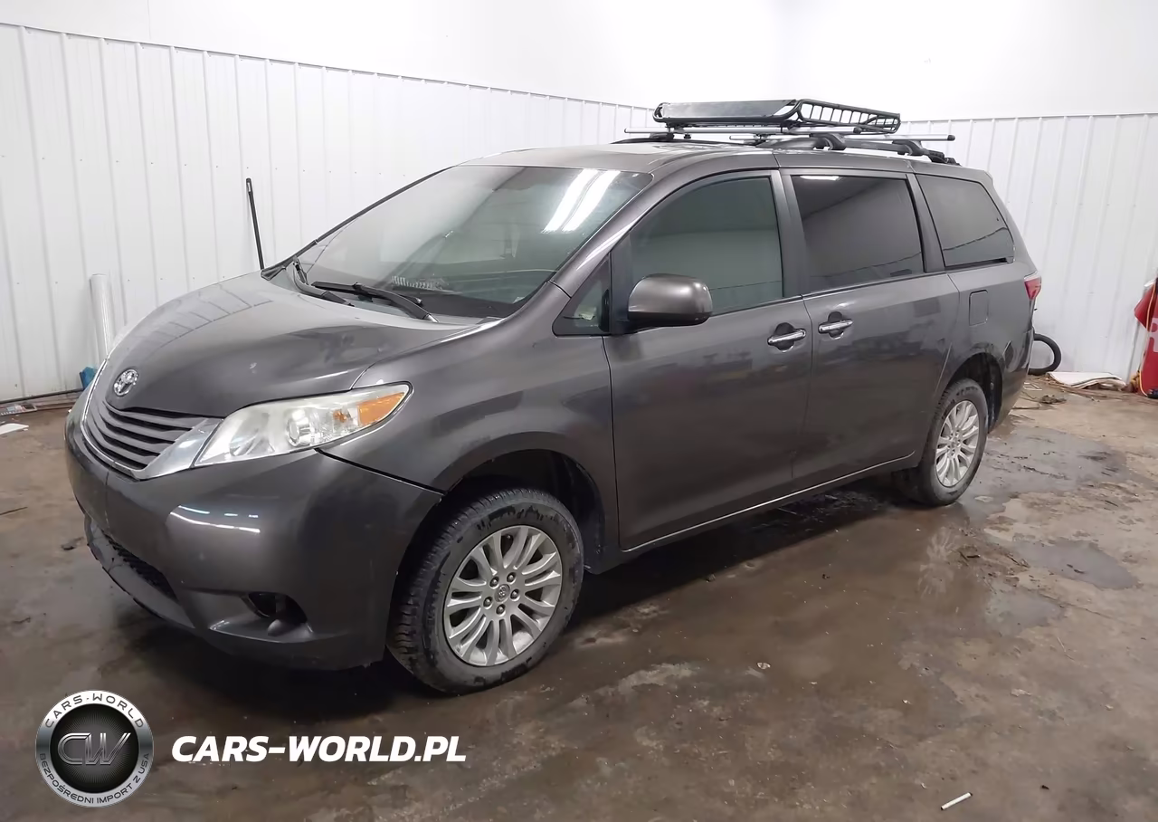2015 Toyota Sienna Xle 8 Passenger VIN:5TDYK3DC7FS533875 - 2