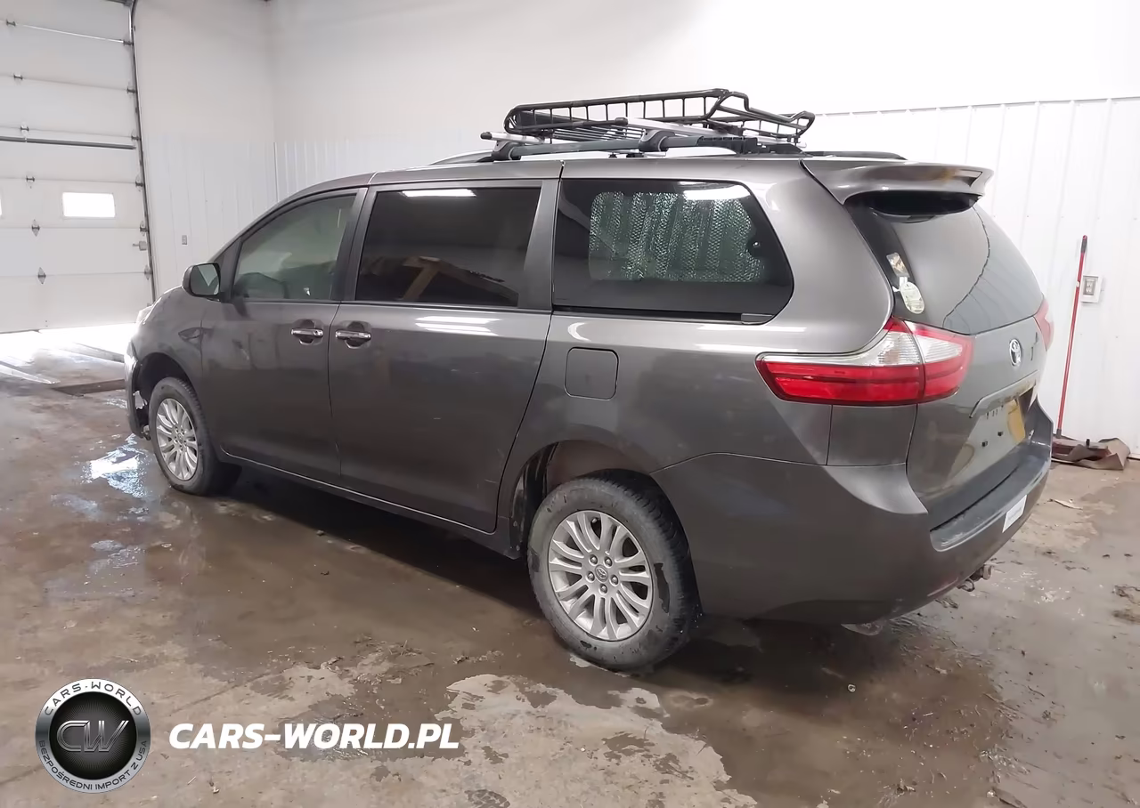 2015 Toyota Sienna Xle 8 Passenger VIN:5TDYK3DC7FS533875 - 3