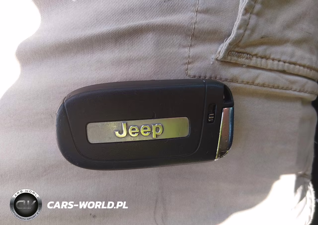 2019 Jeep Compass Latitude 4X4 VIN:3C4NJDBB0KT652924 - 11
