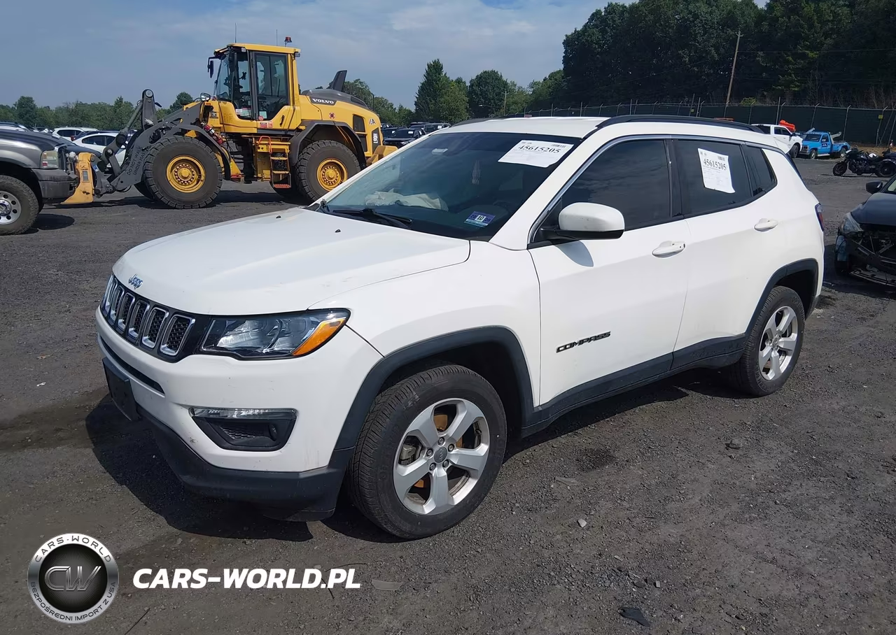 2019 Jeep Compass Latitude 4X4 VIN:3C4NJDBB0KT652924 - 2