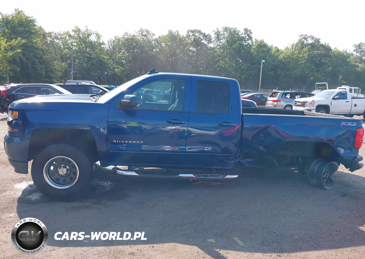 2017 Chevrolet Silverado 1500 2Lt VIN:1GCVKRECXHZ290844 - 14