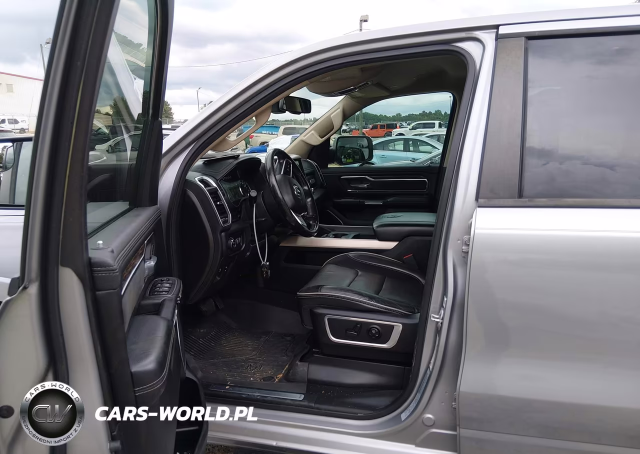2019 Ram 1500 Laramie 4X2 5'7 Box VIN:1C6RREJT0KN635722 - 5