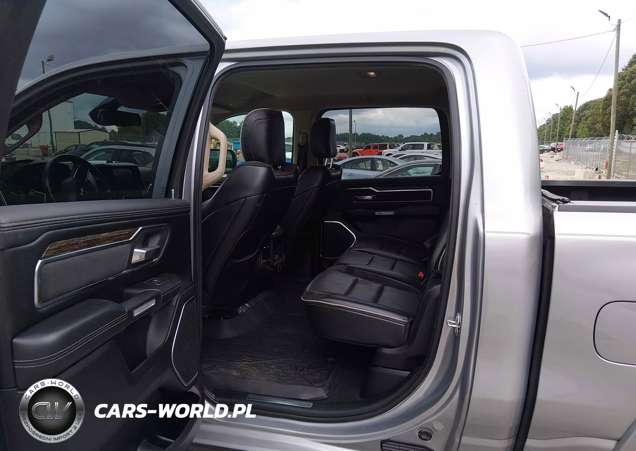 2019 Ram 1500 Laramie 4X2 5'7 Box VIN:1C6RREJT0KN635722 - 8