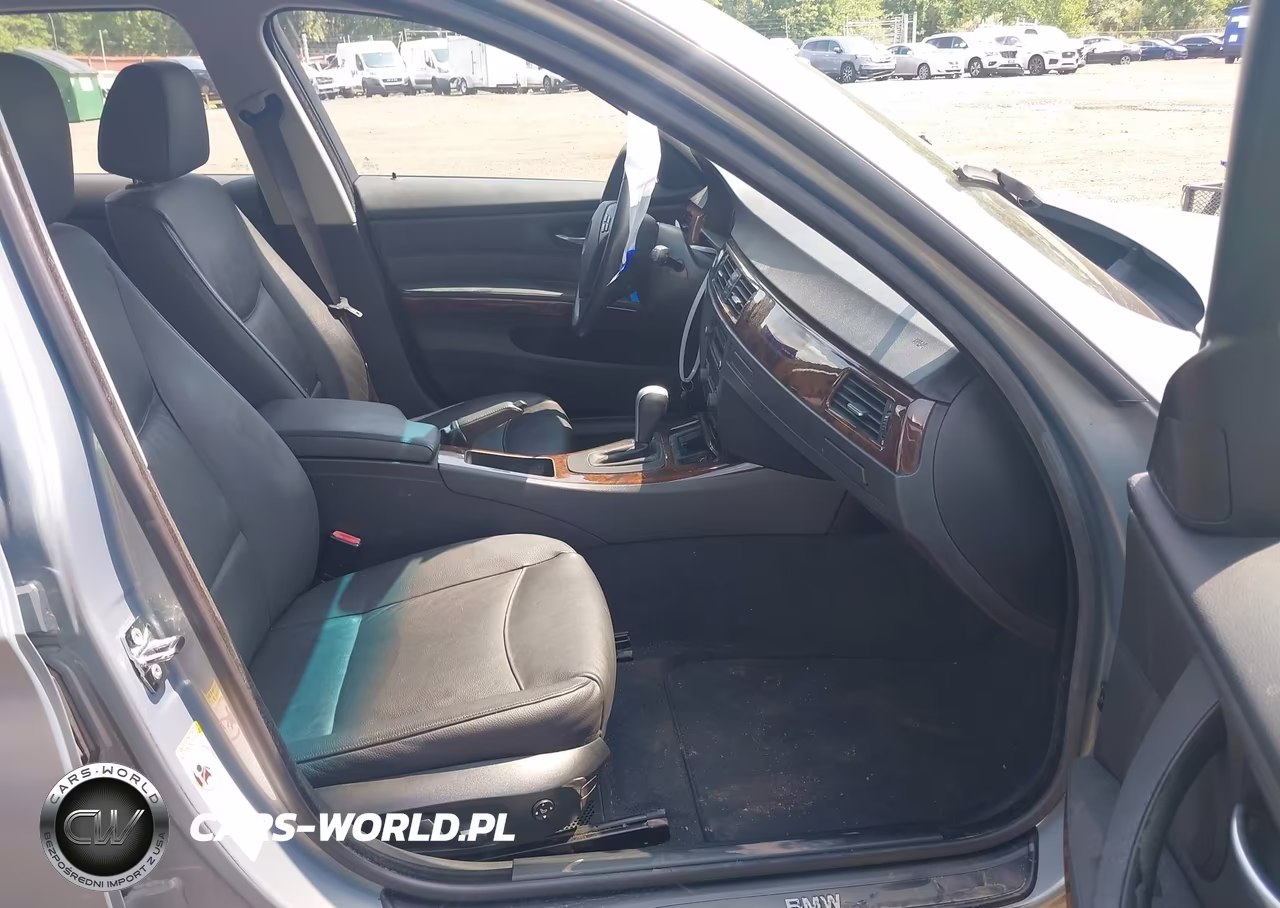2006 BMW 325Xi VIN:WBAVD13516KV00976 - 5