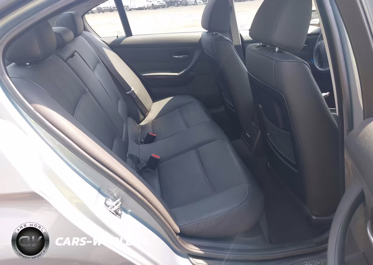 2006 BMW 325Xi VIN:WBAVD13516KV00976 - 8