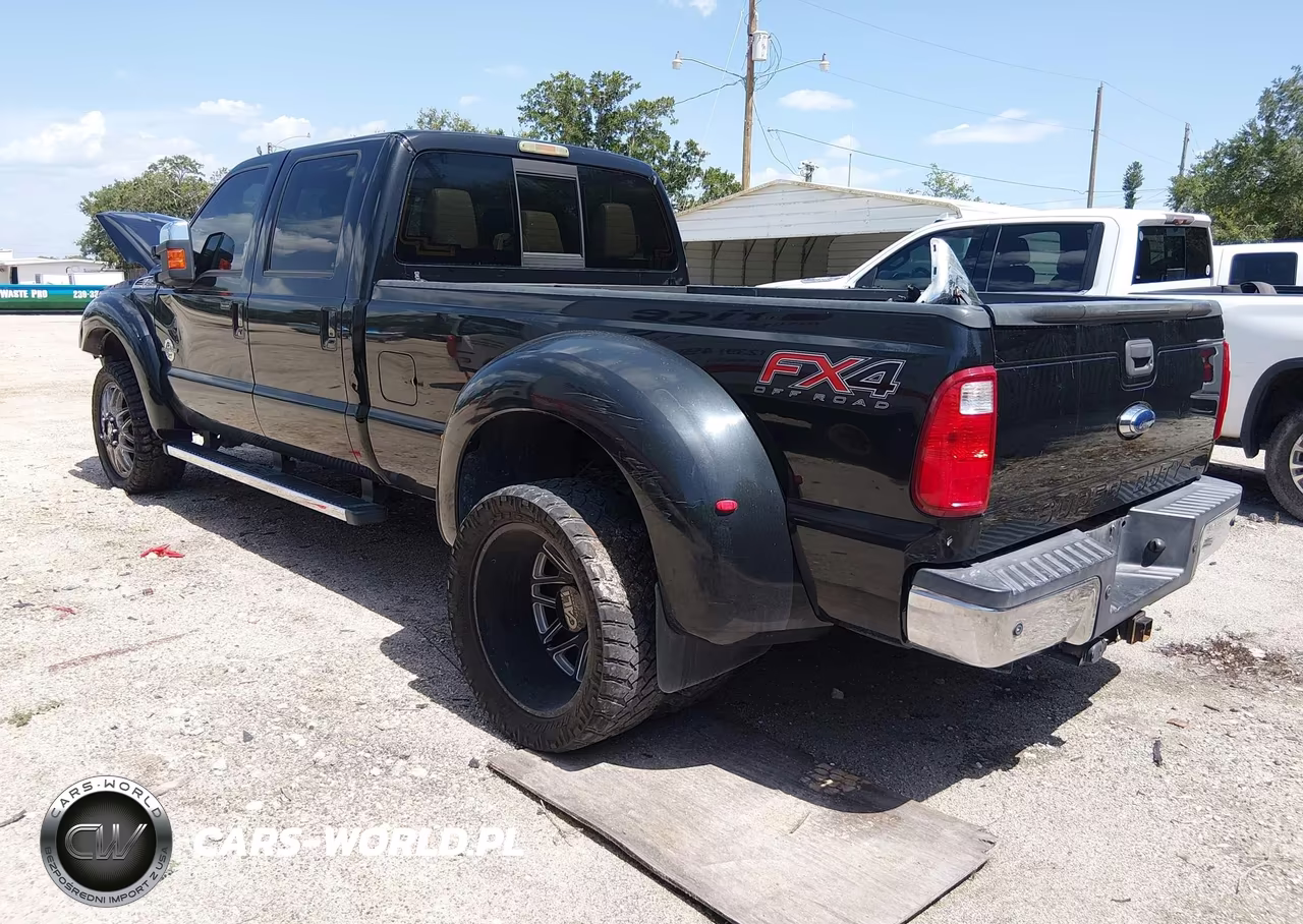 2013 Ford Super Duty F-450 Drw Lariat VIN:1FT8W4DT3DEA96275 - 3
