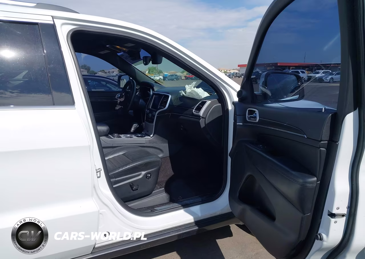 2018 Jeep Grand Cherokee Sterling Edition 4X4 VIN:1C4RJFBT4JC204184 - 5