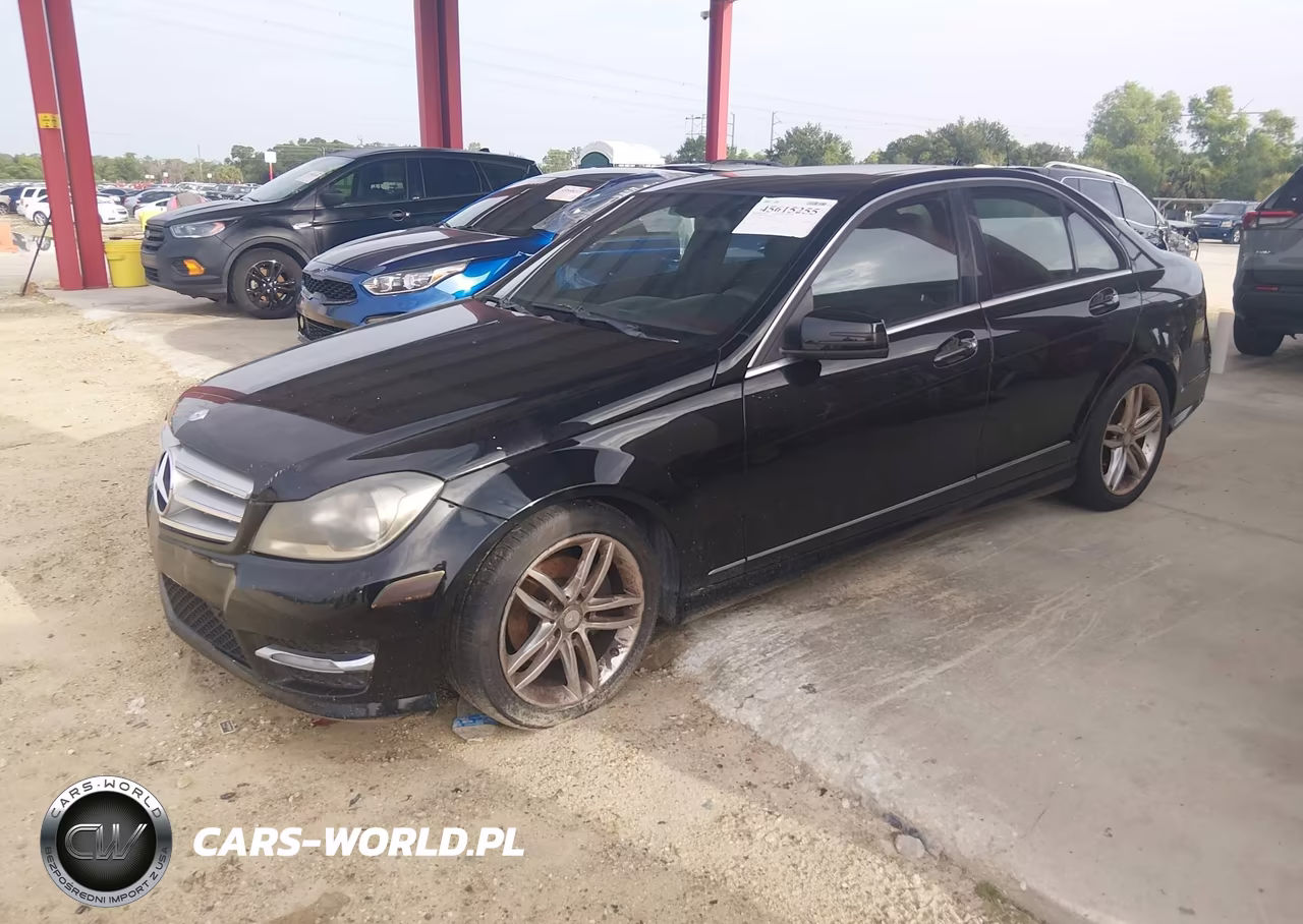 2013 Mercedes-Benz C 250 Sport VIN:WDDGF4HBXDR269981 - 2