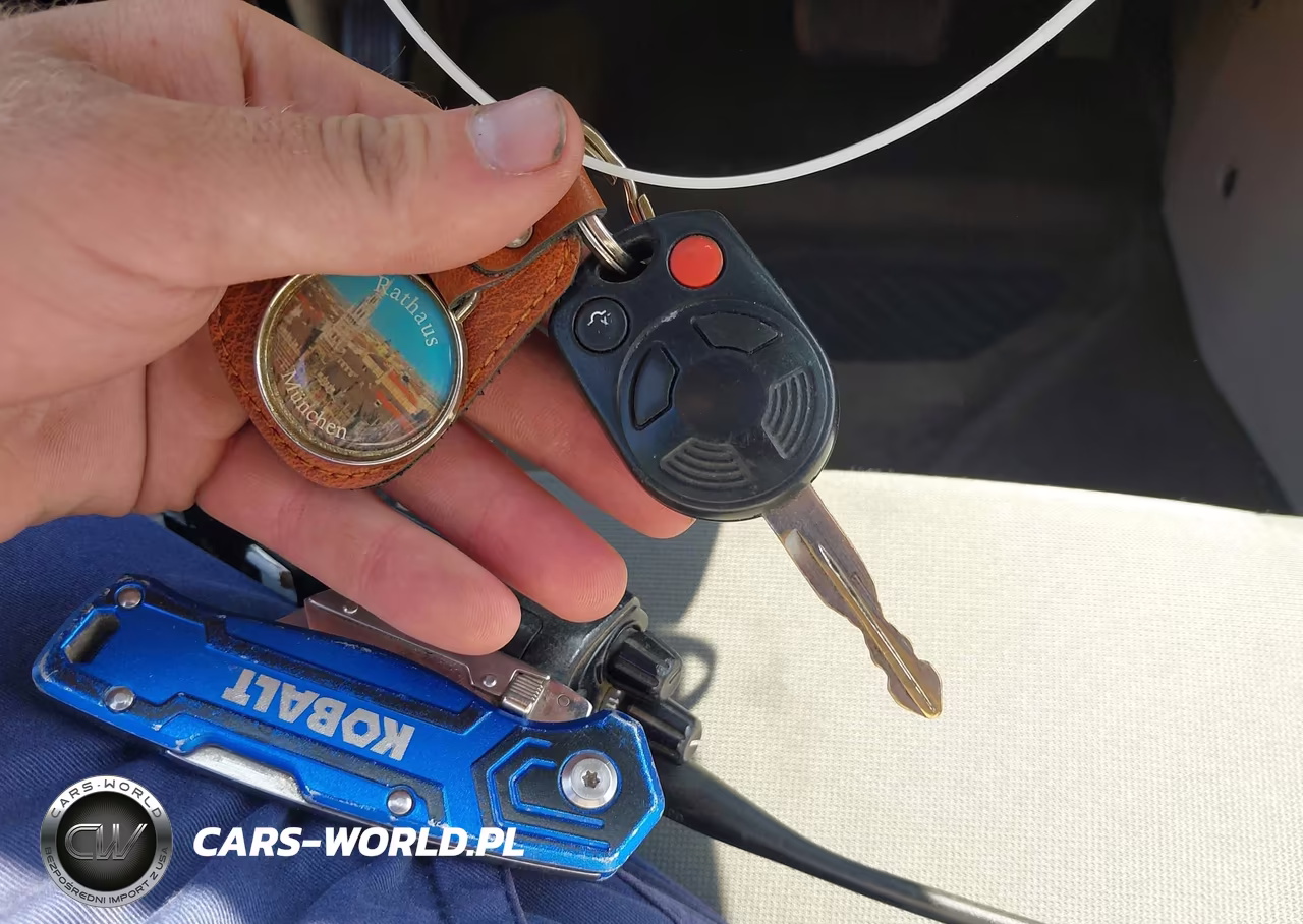 2010 Ford Escape Xls VIN:1FMCU0C76AKD15431 - 11
