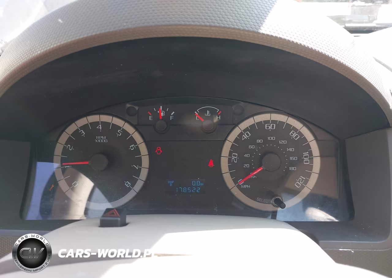 2010 Ford Escape Xls VIN:1FMCU0C76AKD15431 - 7