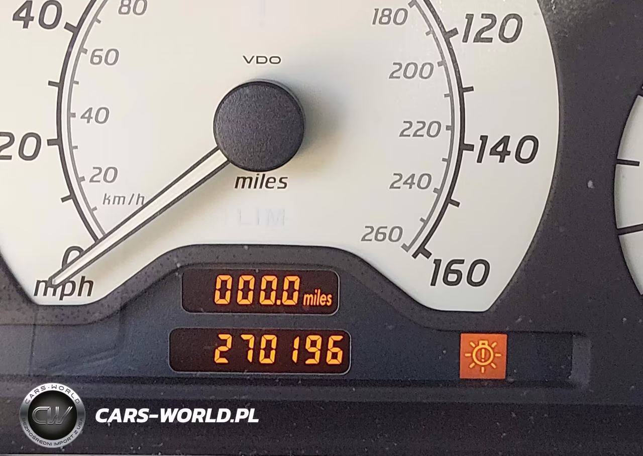 2000 Mercedes-Benz C 230 Kompressor VIN:WDBHA24GXYA834042 - 16