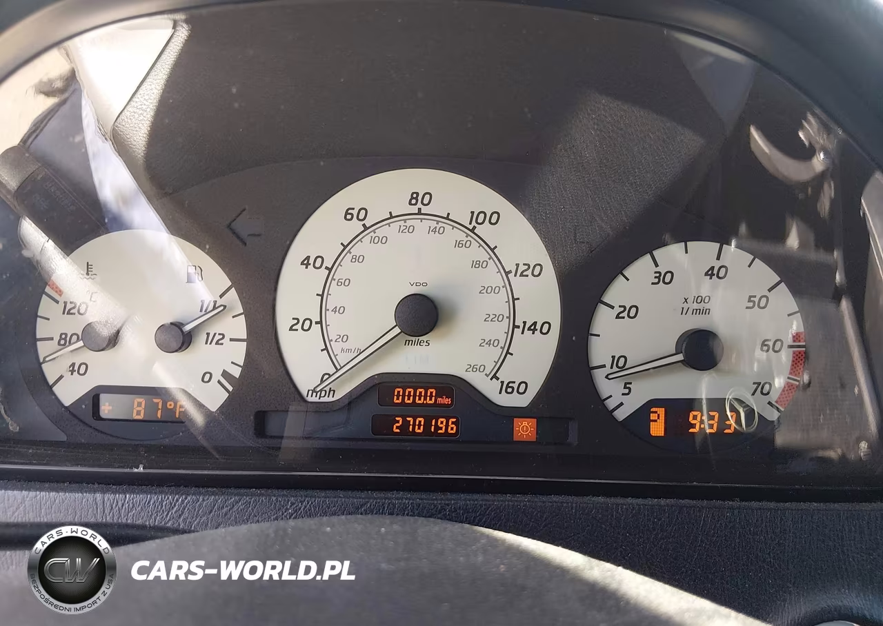 2000 Mercedes-Benz C 230 Kompressor VIN:WDBHA24GXYA834042 - 7