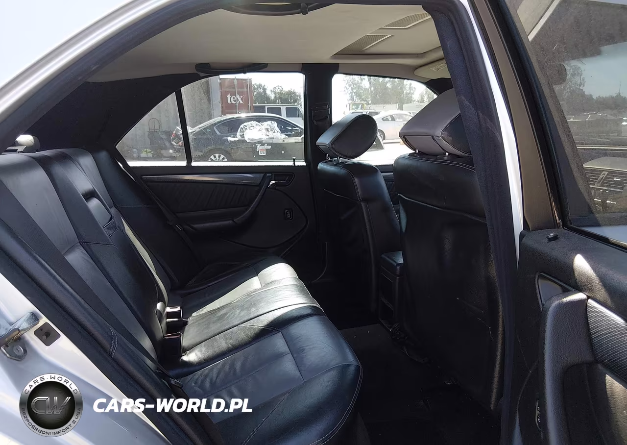 2000 Mercedes-Benz C 230 Kompressor VIN:WDBHA24GXYA834042 - 8