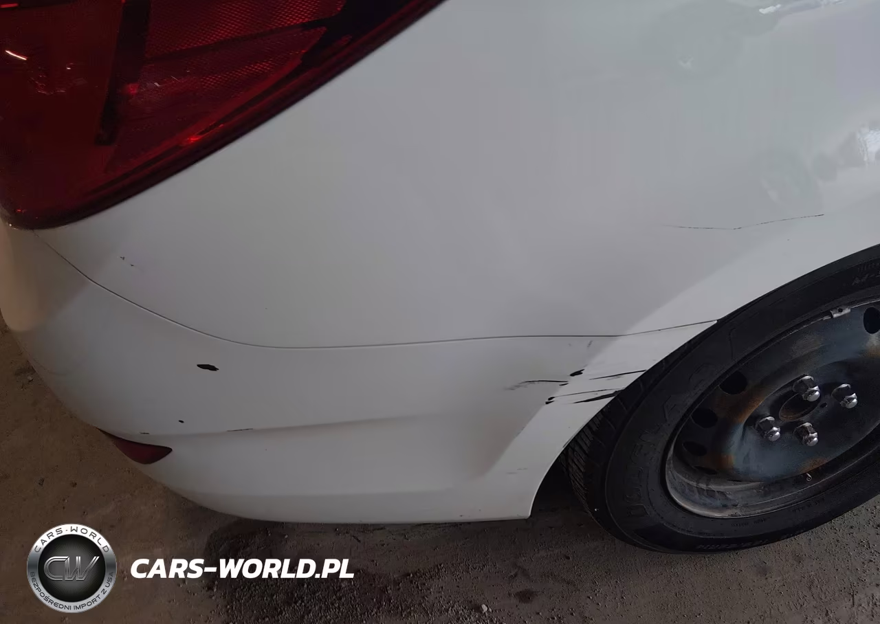 2015 Hyundai Accent Gls VIN:KMHCT4AE0FU880216 - 13