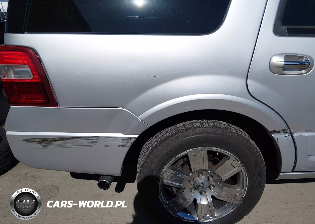 2010 Ford Expedition Limited VIN:1FMJU1K59AEB72356 - 19