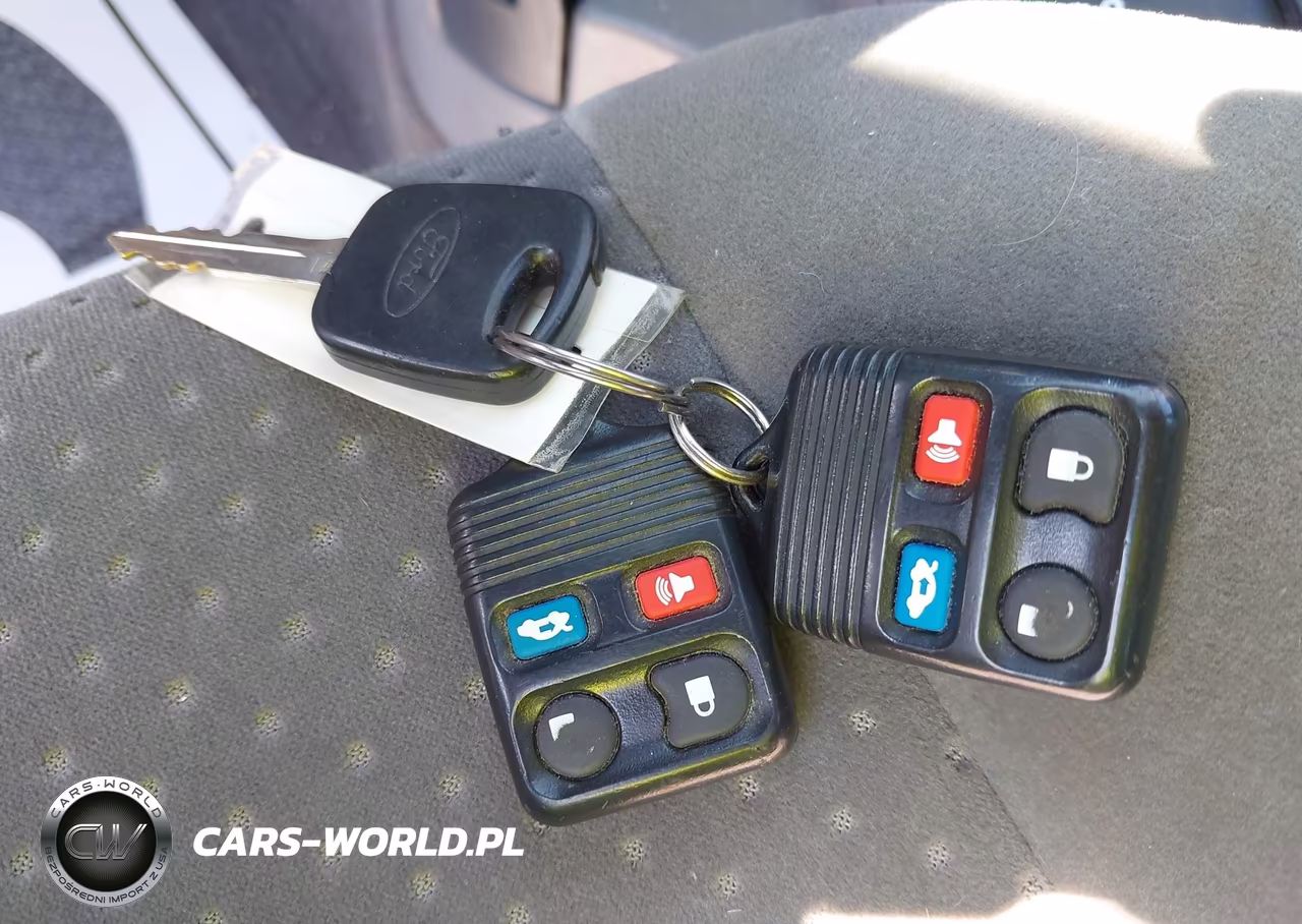 2003 Ford Focus Zx5 VIN:3FAFP373X3R171856 - 11