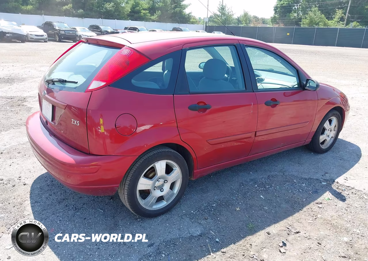 2003 Ford Focus Zx5 VIN:3FAFP373X3R171856 - 4