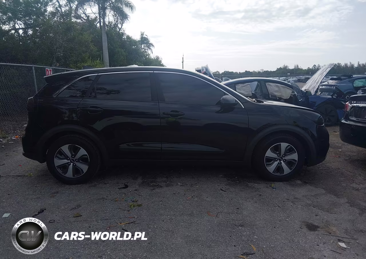 2017 Kia Niro Fe VIN:KNDCB3LC5H5066511 - 14