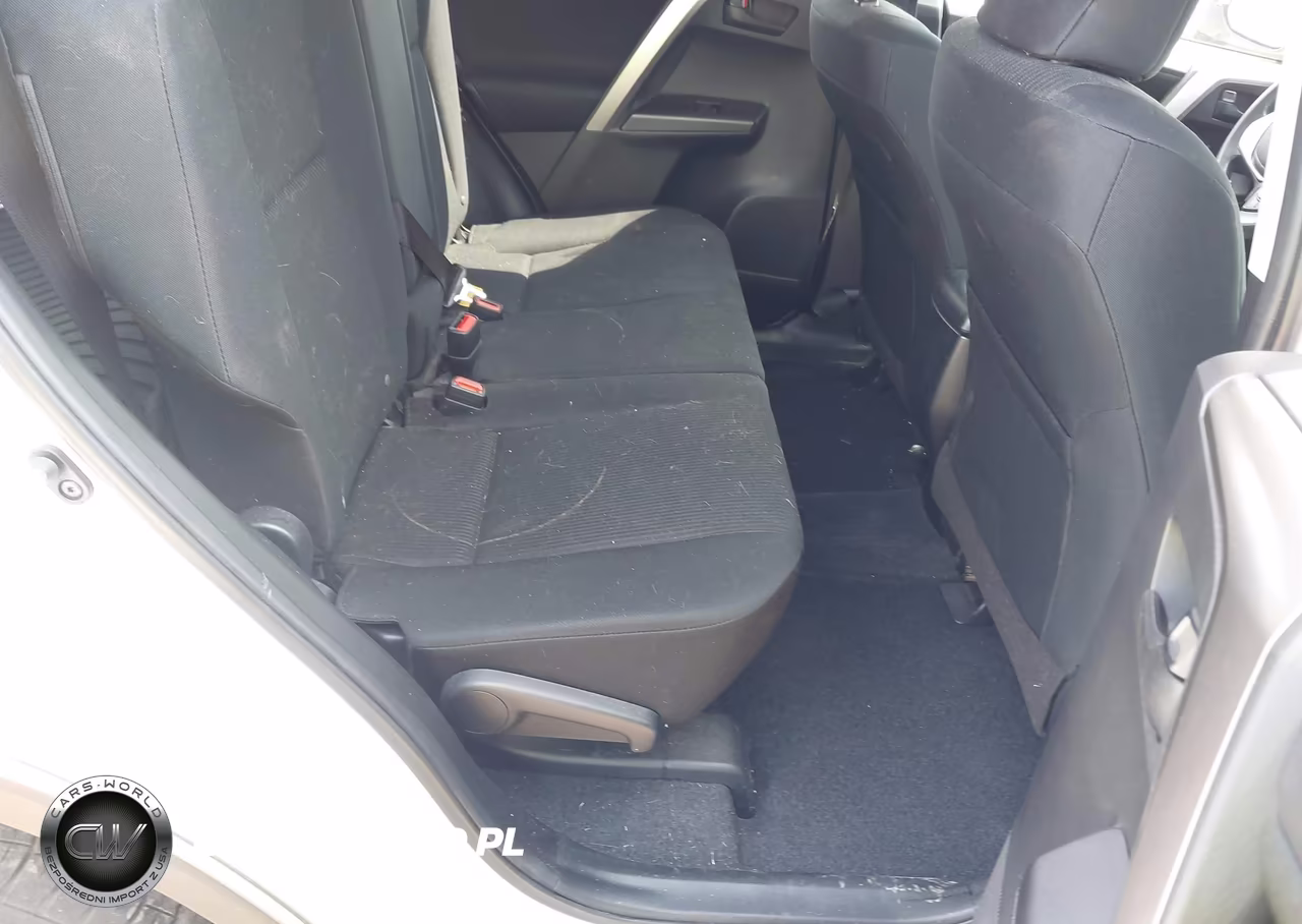 2017 Toyota Rav4 Le VIN:JTMBFREV2HJ161987 - 8