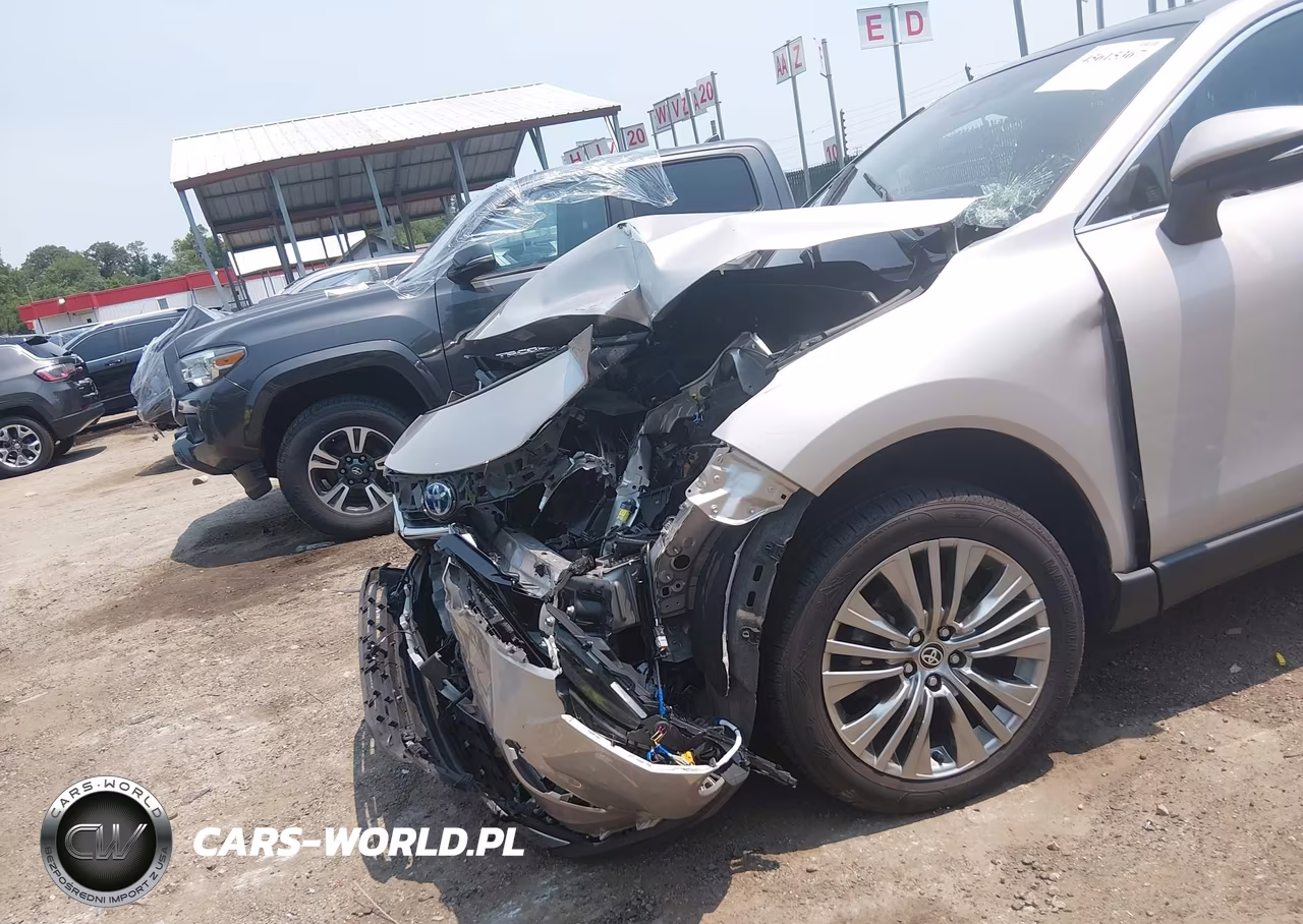 2023 Toyota Venza Limited VIN:JTEAAAAH1PJ133216 - 18