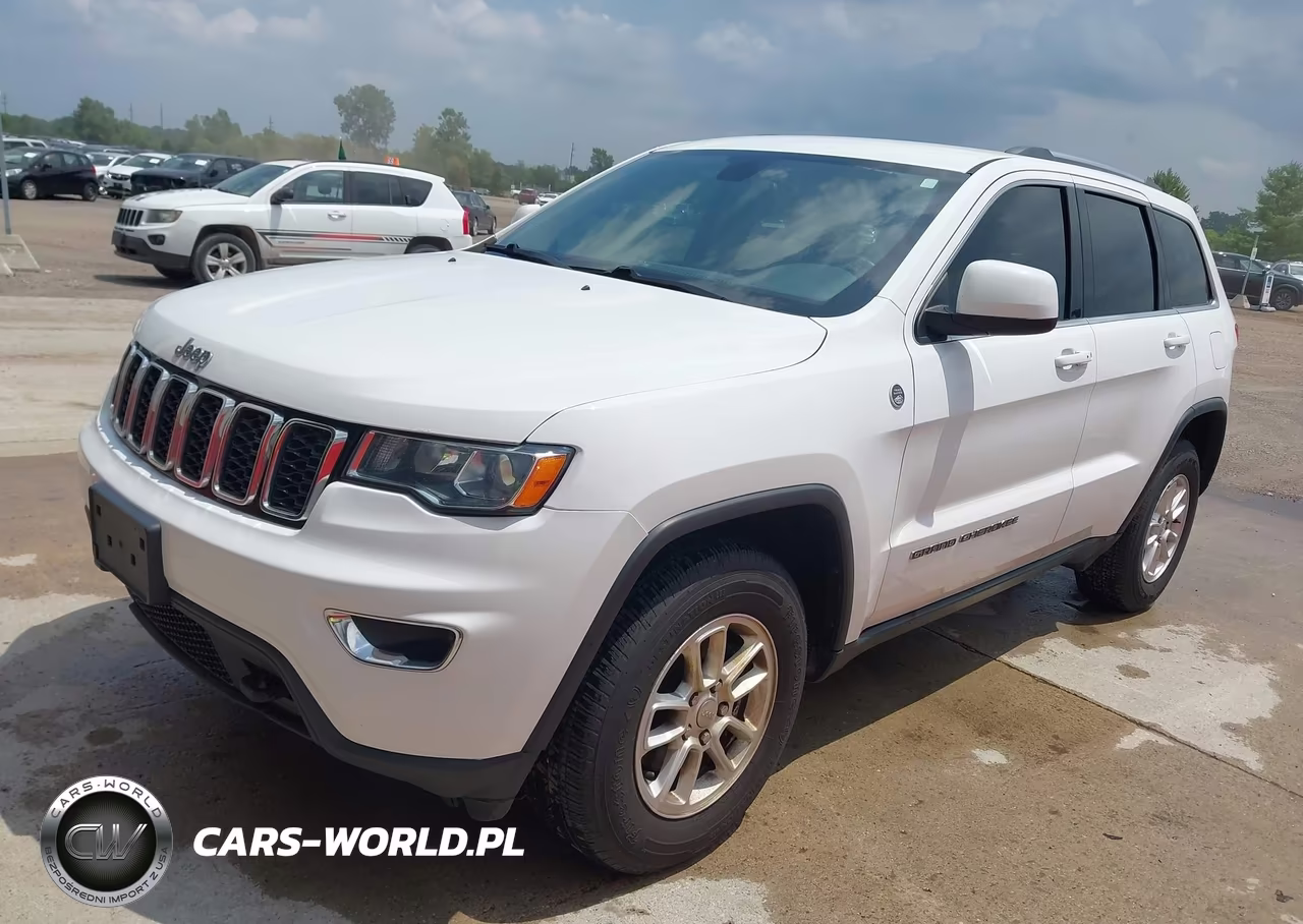 2019 Jeep Grand Cherokee Laredo E 4X4 VIN:1C4RJFAG6KC748630 - 2