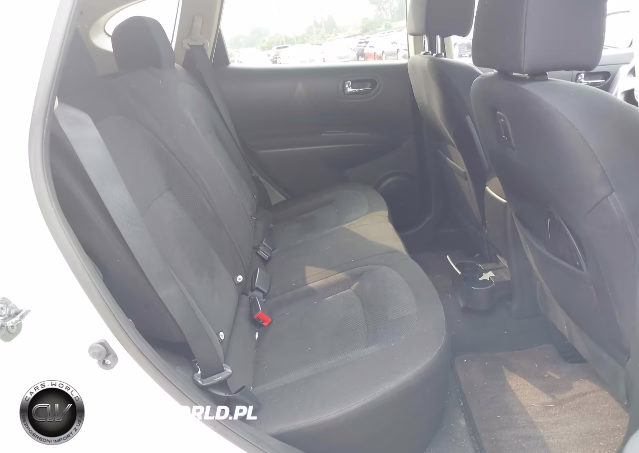 2015 Nissan Rogue Select S VIN:JN8AS5MTXFW654160 - 8