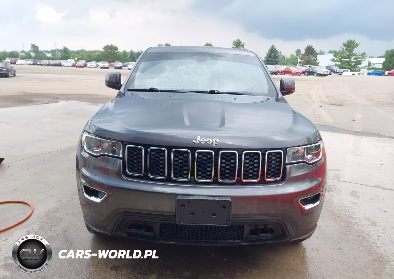 2020 Jeep Grand Cherokee Laredo E 4X4 VIN:1C4RJFAG1LC330879 - 13