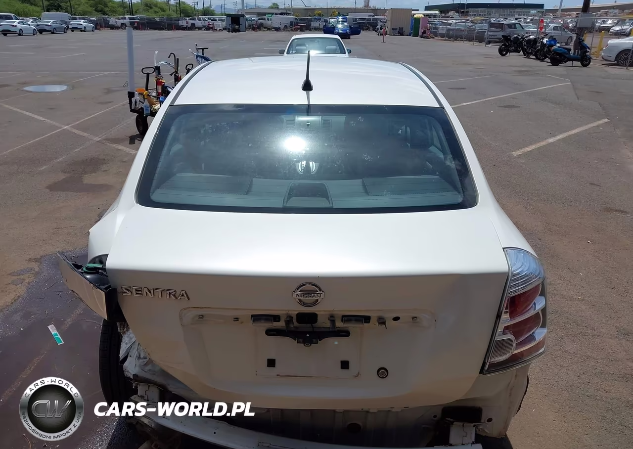2010 Nissan Sentra 2.0S VIN:3N1AB6AP7AL729651 - 17