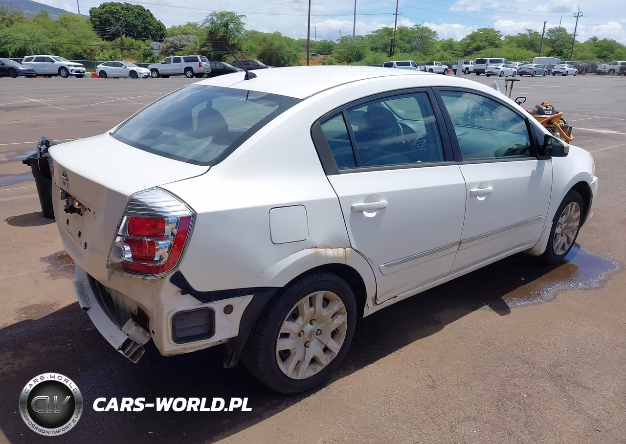 2010 Nissan Sentra 2.0S VIN:3N1AB6AP7AL729651 - 4