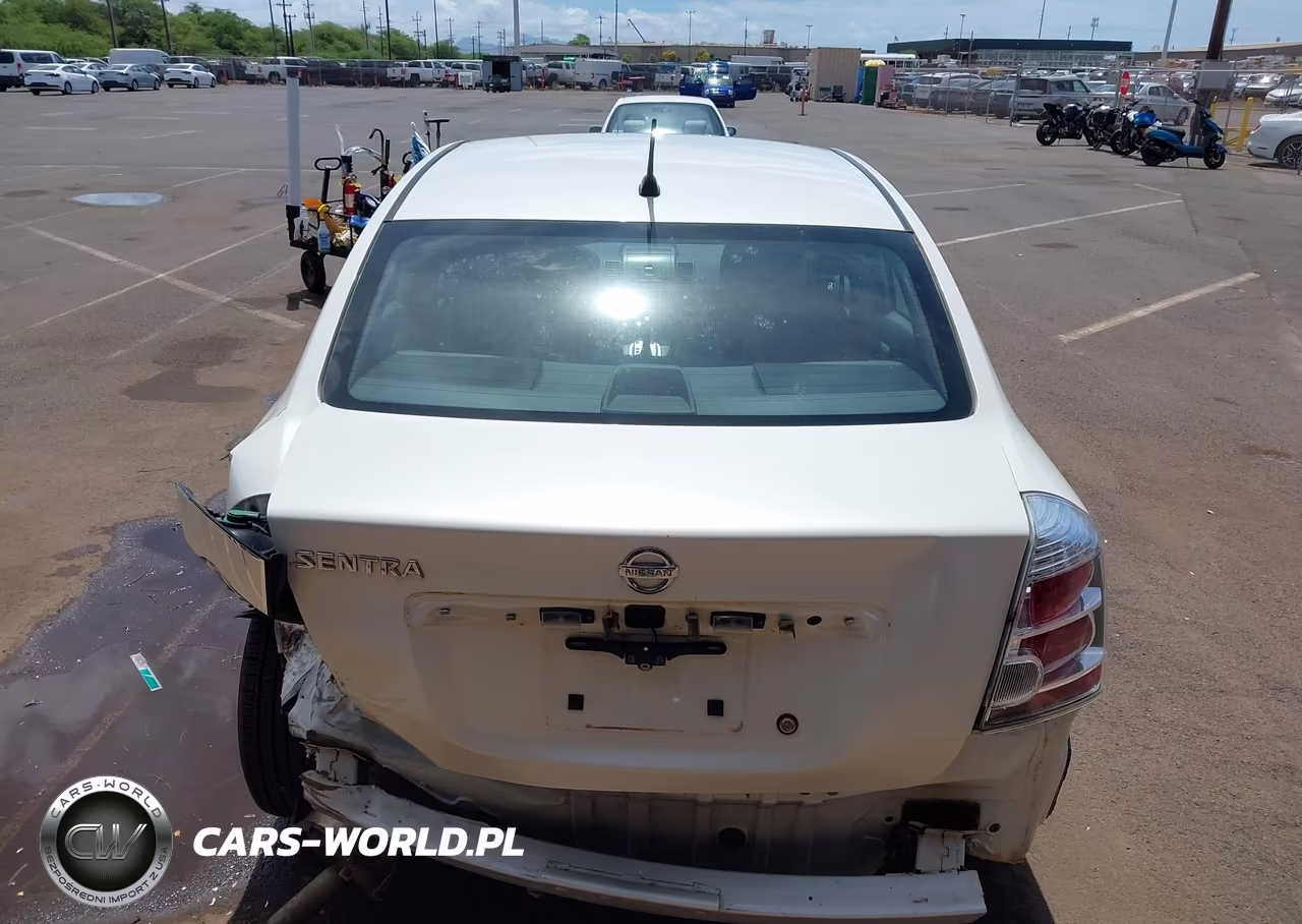 2010 Nissan Sentra 2.0S VIN:3N1AB6AP7AL729651 - 6