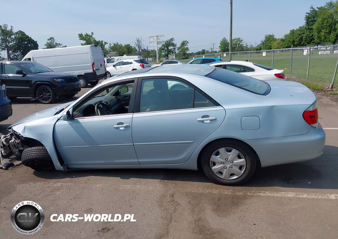 2006 Toyota Camry Le VIN:4T1BE32KX6U687978 - 14