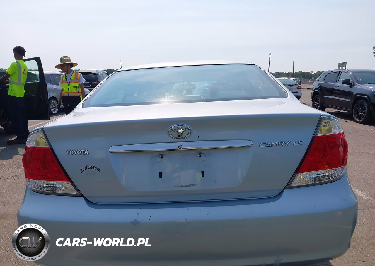 2006 Toyota Camry Le VIN:4T1BE32KX6U687978 - 16