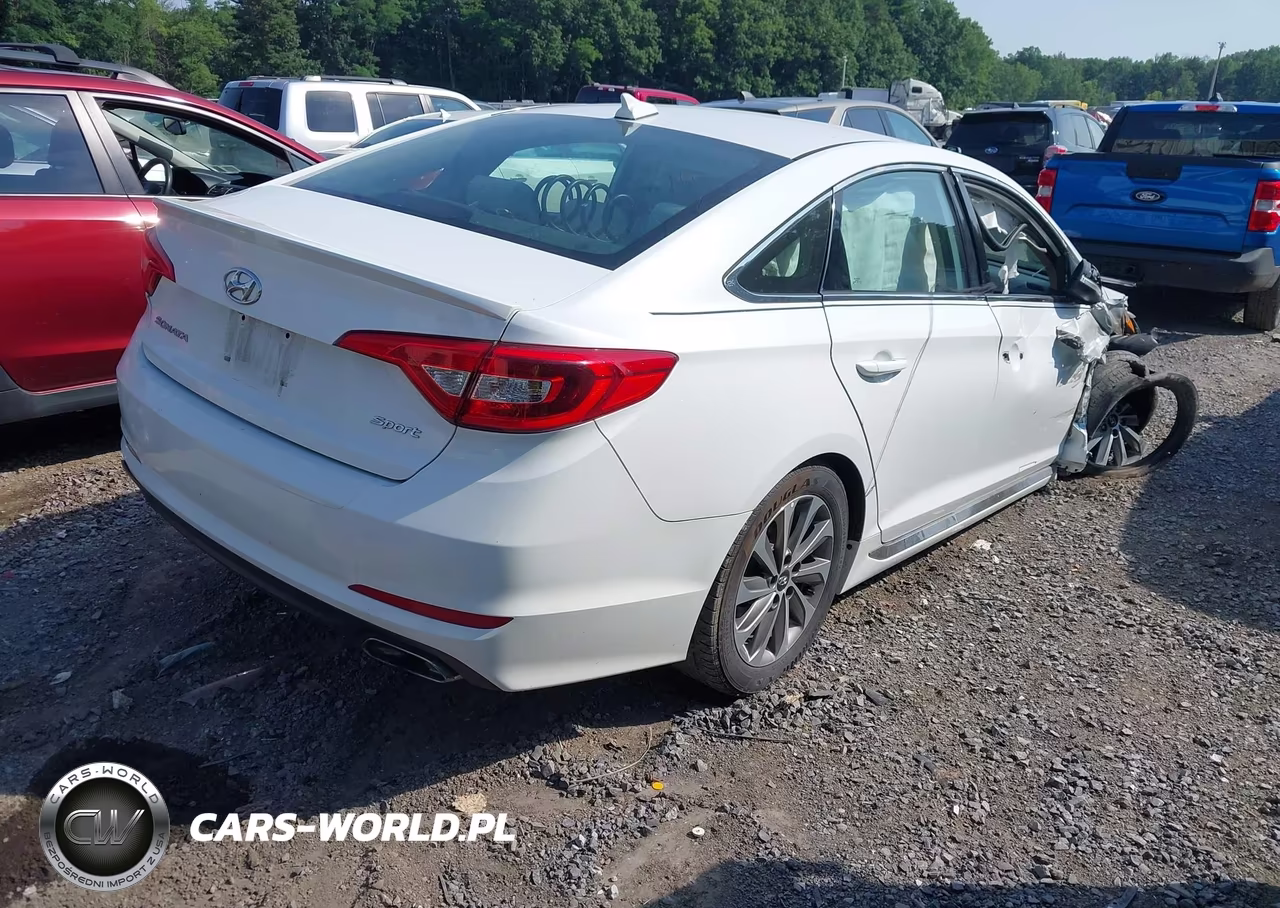 2017 Hyundai Sonata Sport VIN:5NPE34AF4HH451485 - 4