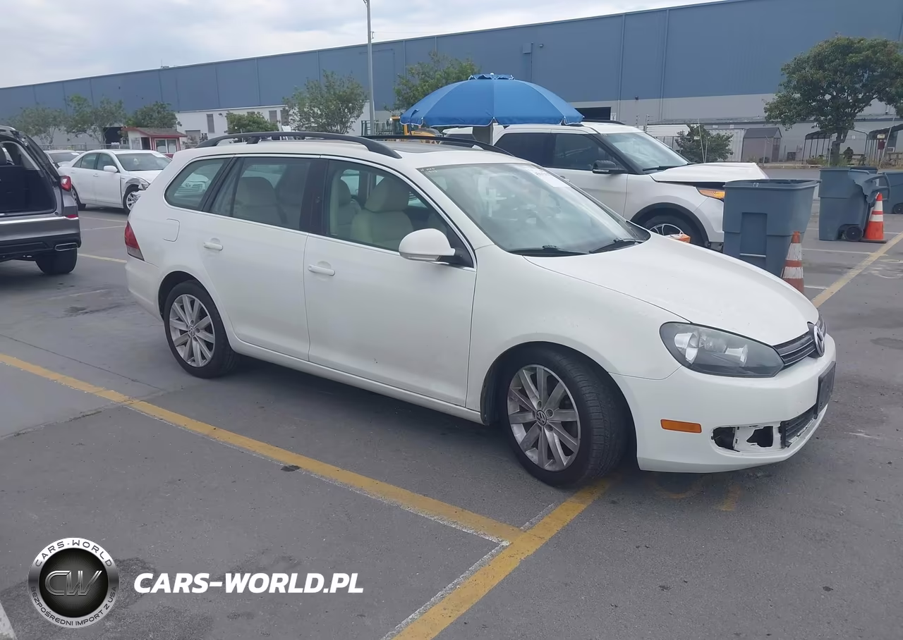 2013 Volkswagen Jetta Sportwagen 2.0L Tdi – zdjęcie 1 z 16