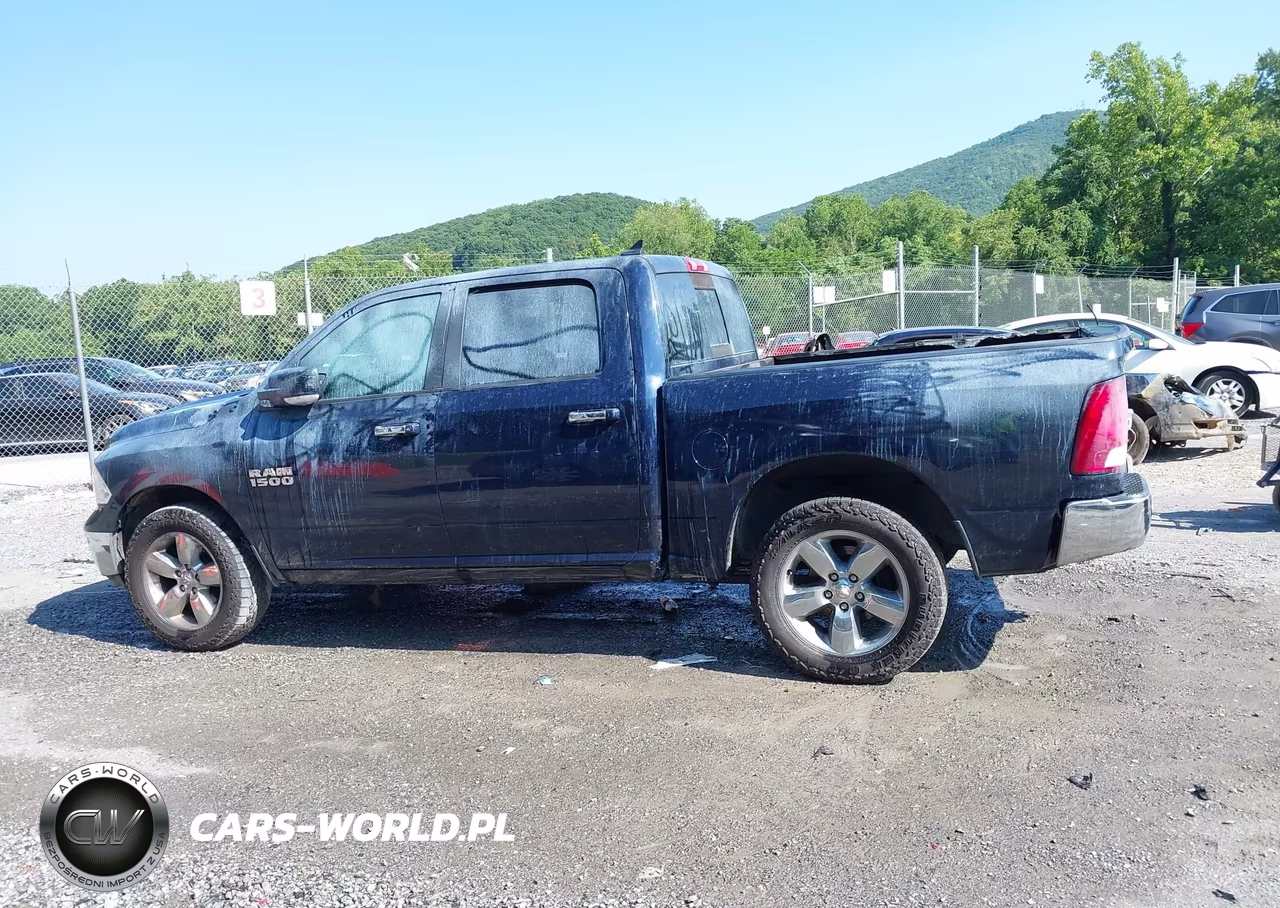 2018 Ram 1500 VIN:1C6RR7LG8JS109026 - 14