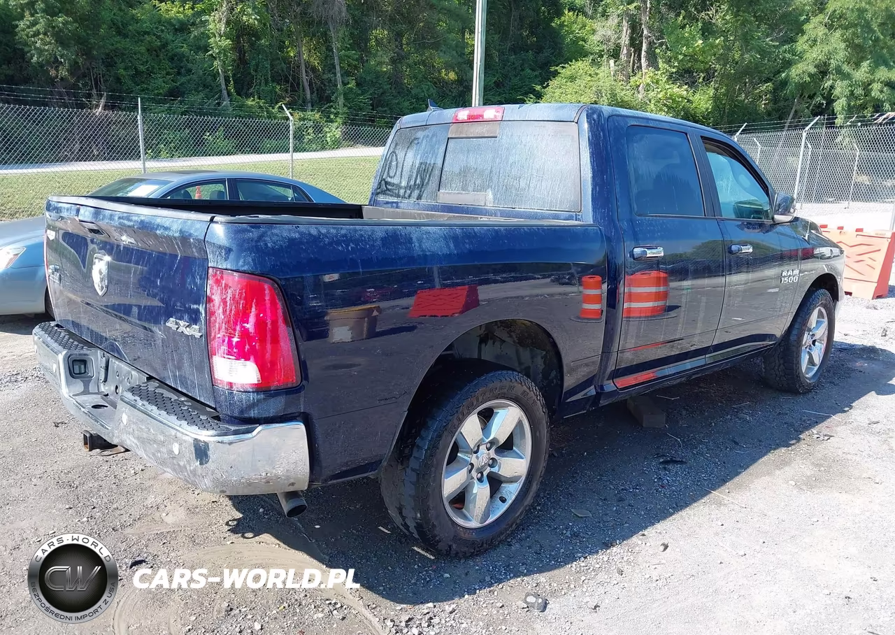 2018 Ram 1500 VIN:1C6RR7LG8JS109026 - 4