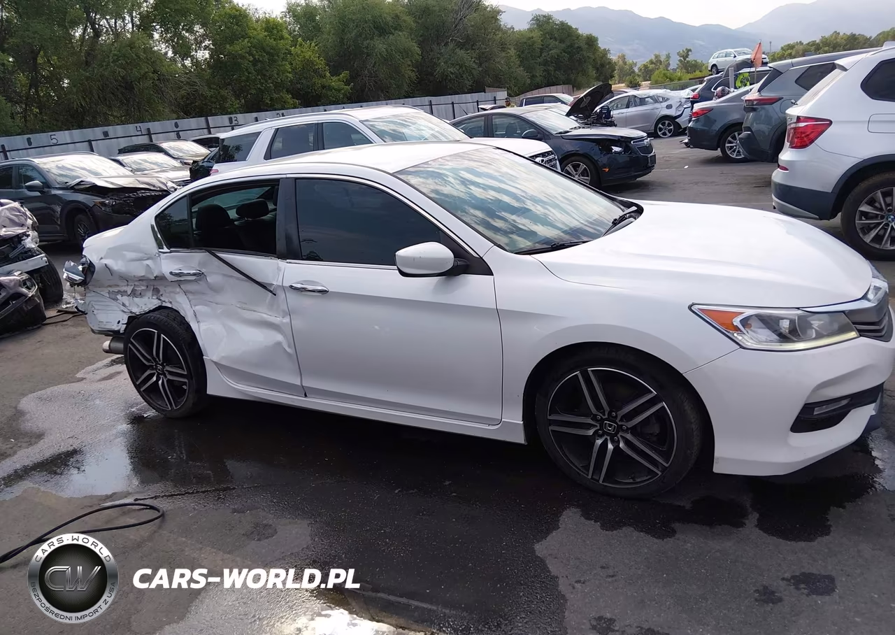 2016 Honda Accord Sport VIN:1HGCR2F59GA117650 - 13