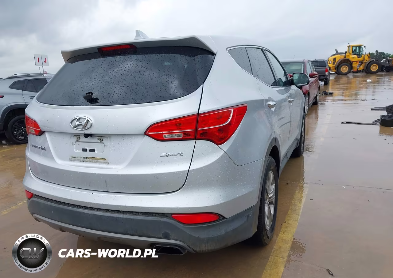 2016 Hyundai Santa Fe Sport 2.4L VIN:5XYZT3LB4GG346814 - 4
