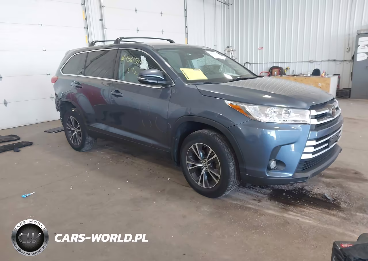 2019 Toyota Highlander Le Plus – zdjęcie 1 z 16