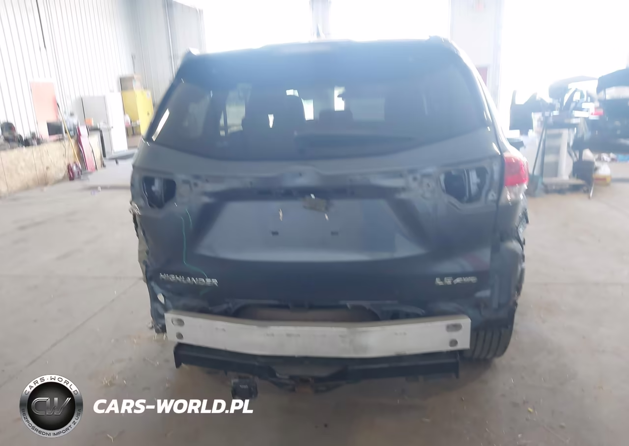2019 Toyota Highlander Le Plus VIN:5TDBZRFH0KS998229 - 16