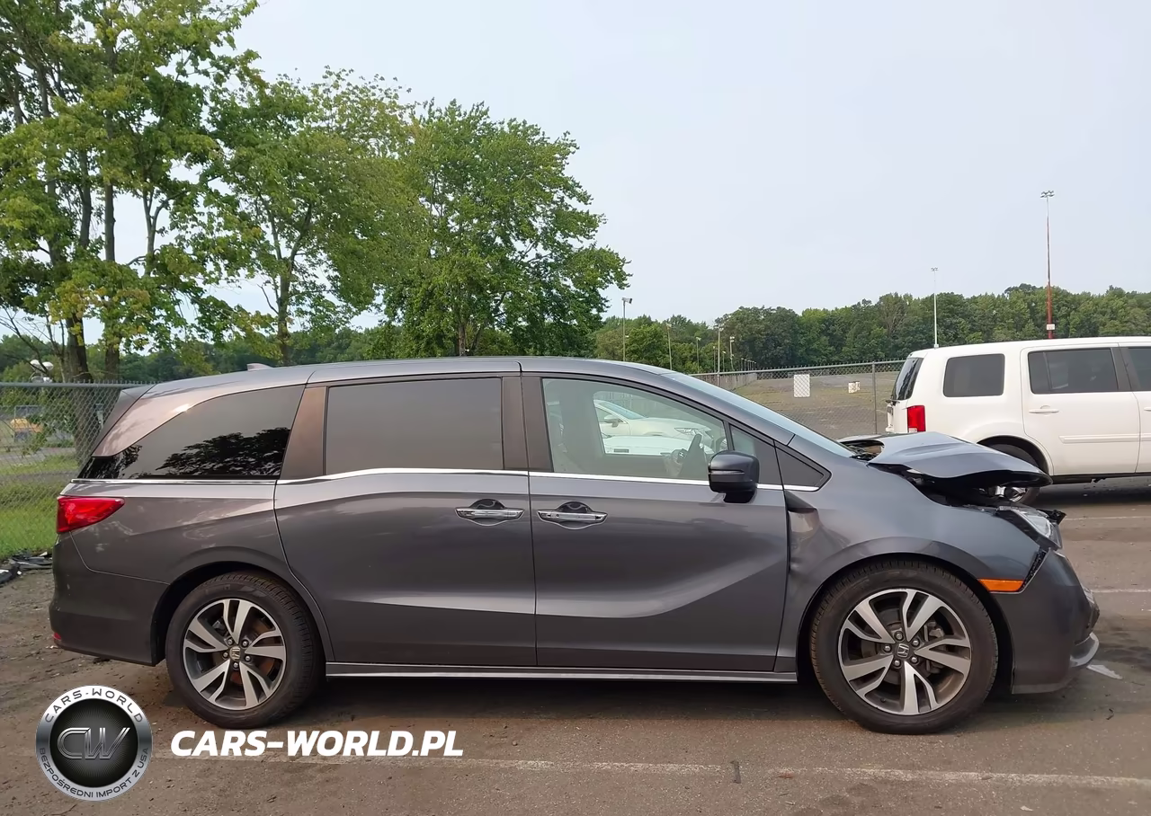 2024 Honda Odyssey Touring VIN:5FNRL6H83RB047775 - 13